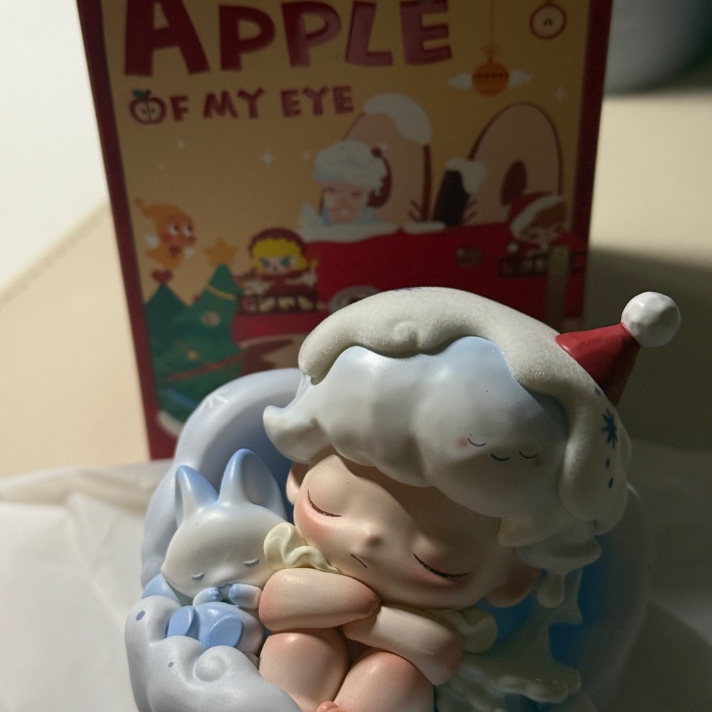 Popmart Apple of My Eye - Dimoo